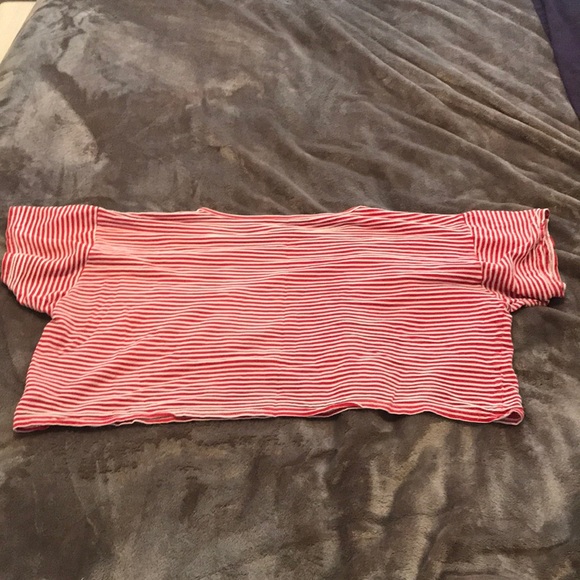 🧲 Red/White Striped Crop Top🧲 - Picture 5 of 5